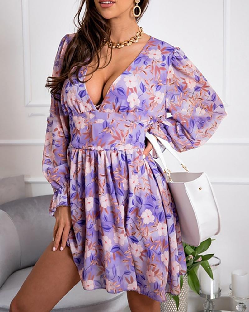 

Plunge Bell Sleeve Floral Print Dress, Purple