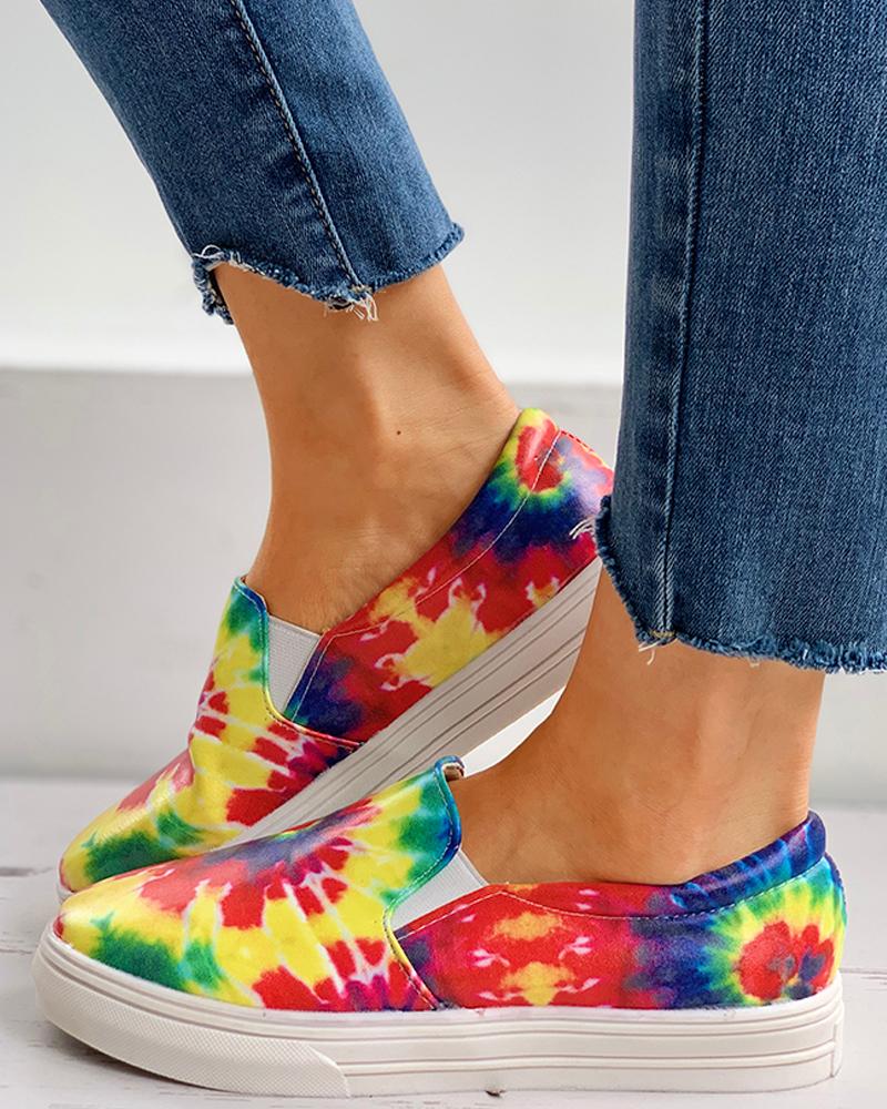 

Tie Dye Print Close Toe Casual Sneaker, Multicolor