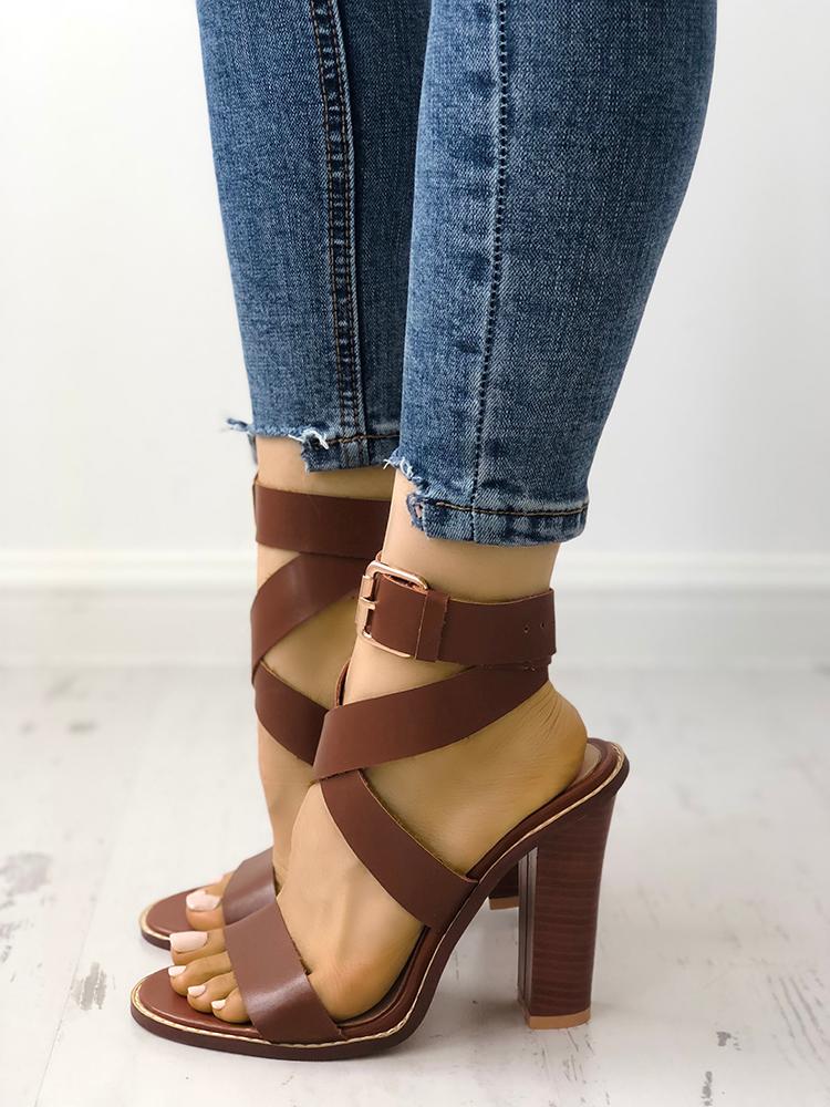 

Casaul Buckle Design Crisscross Chunky Sandals, Coffee