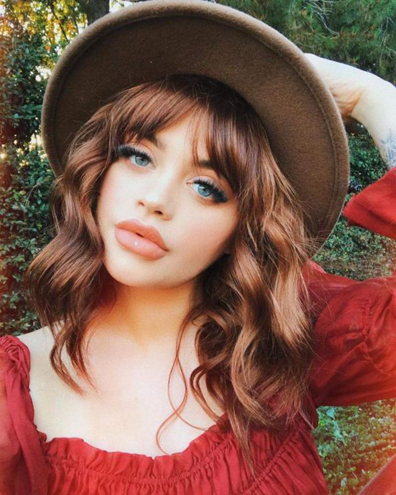 

Shoulder Length Natural Brown Wavy Wig Short Bob Wig With Bangs