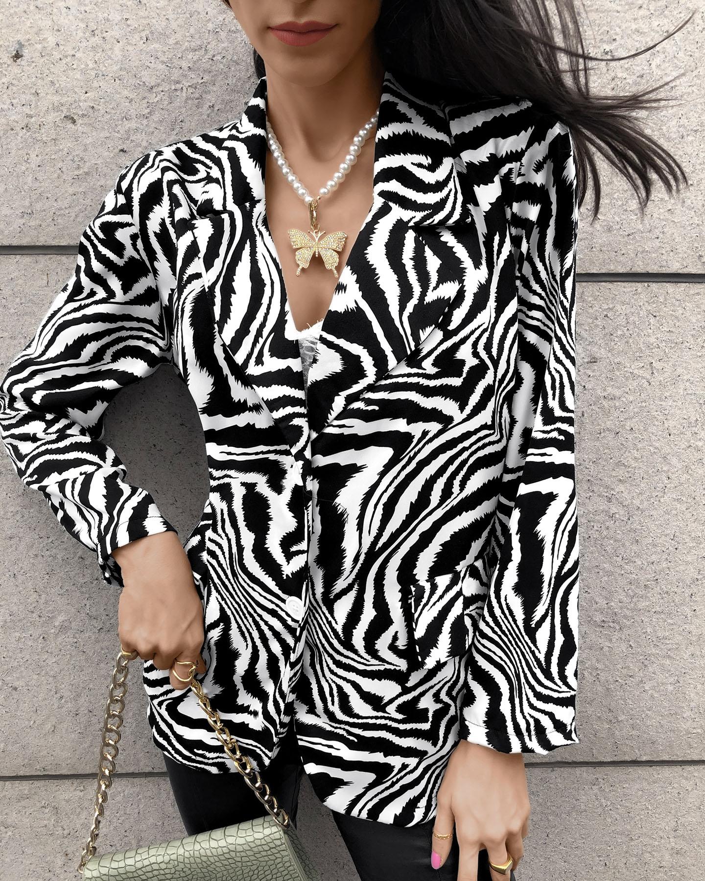 

Zebra Stripe Long Sleeve Blazer Coat, Black