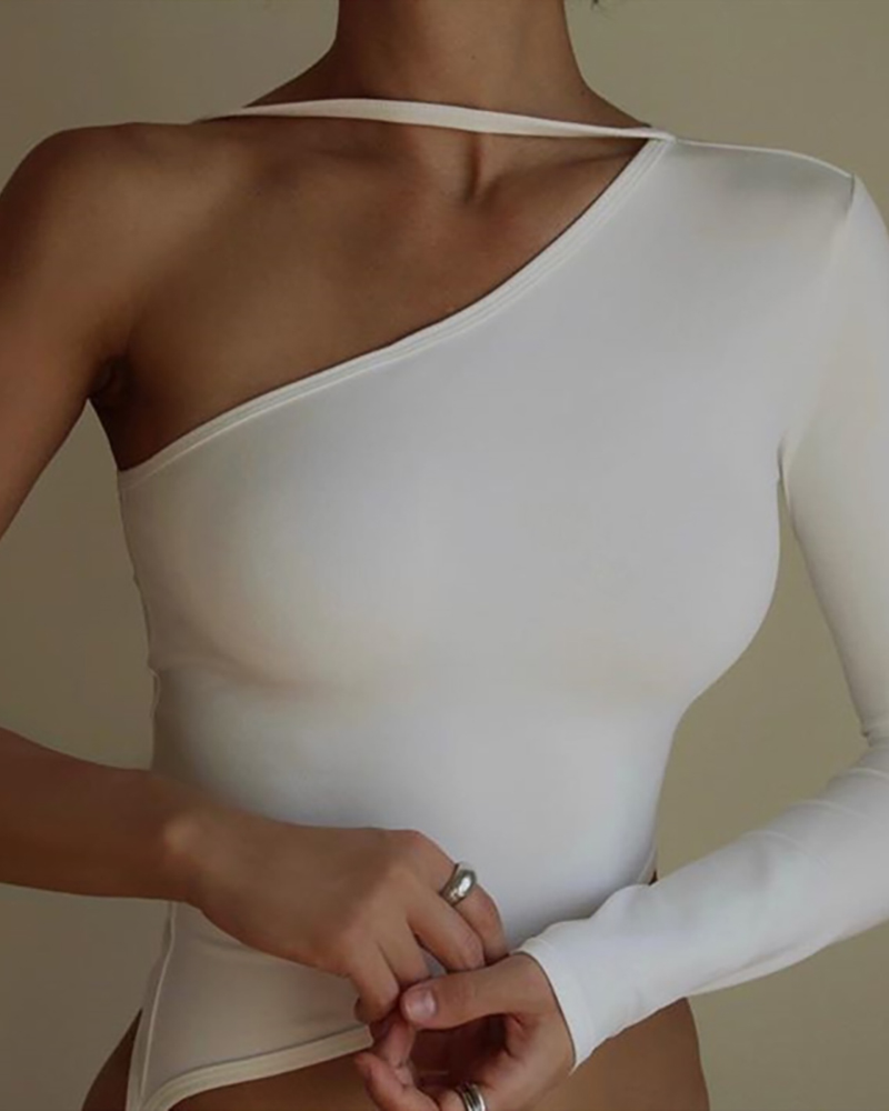 

One Shoulder Long Sleeve Irregular Top, White