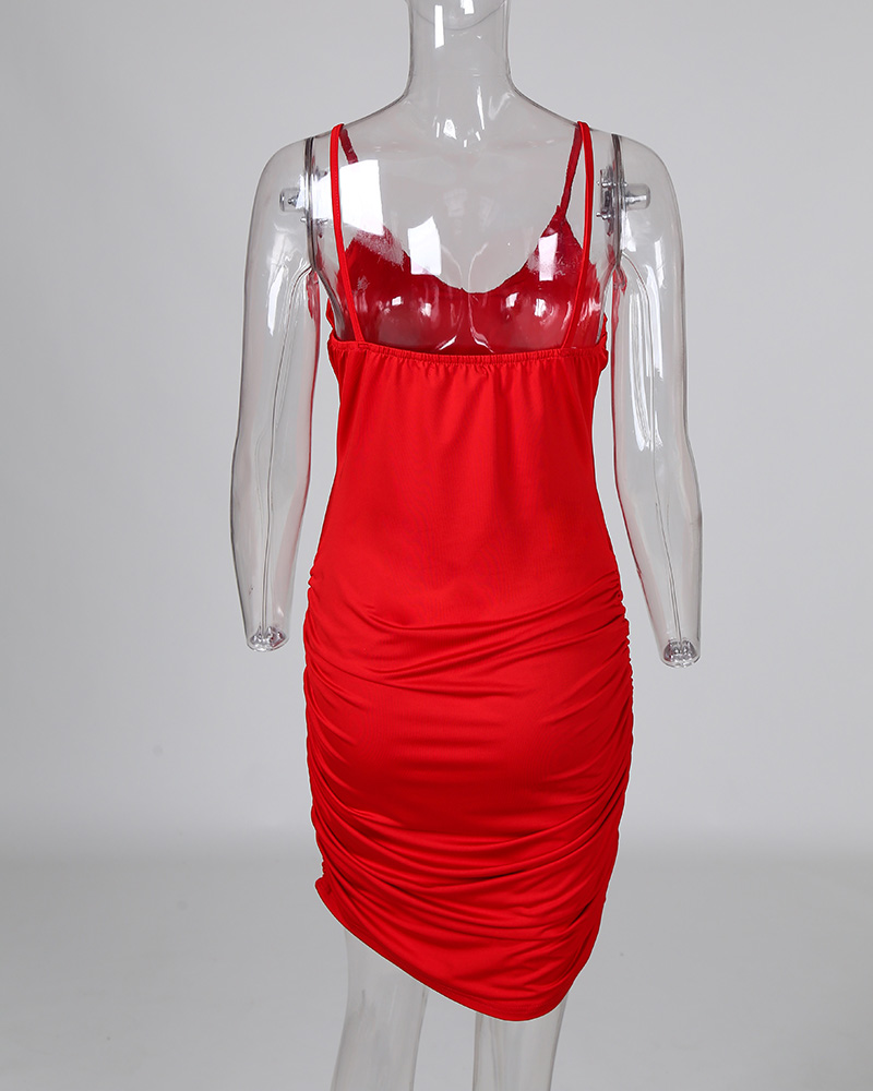 red scoop neck bodycon dress