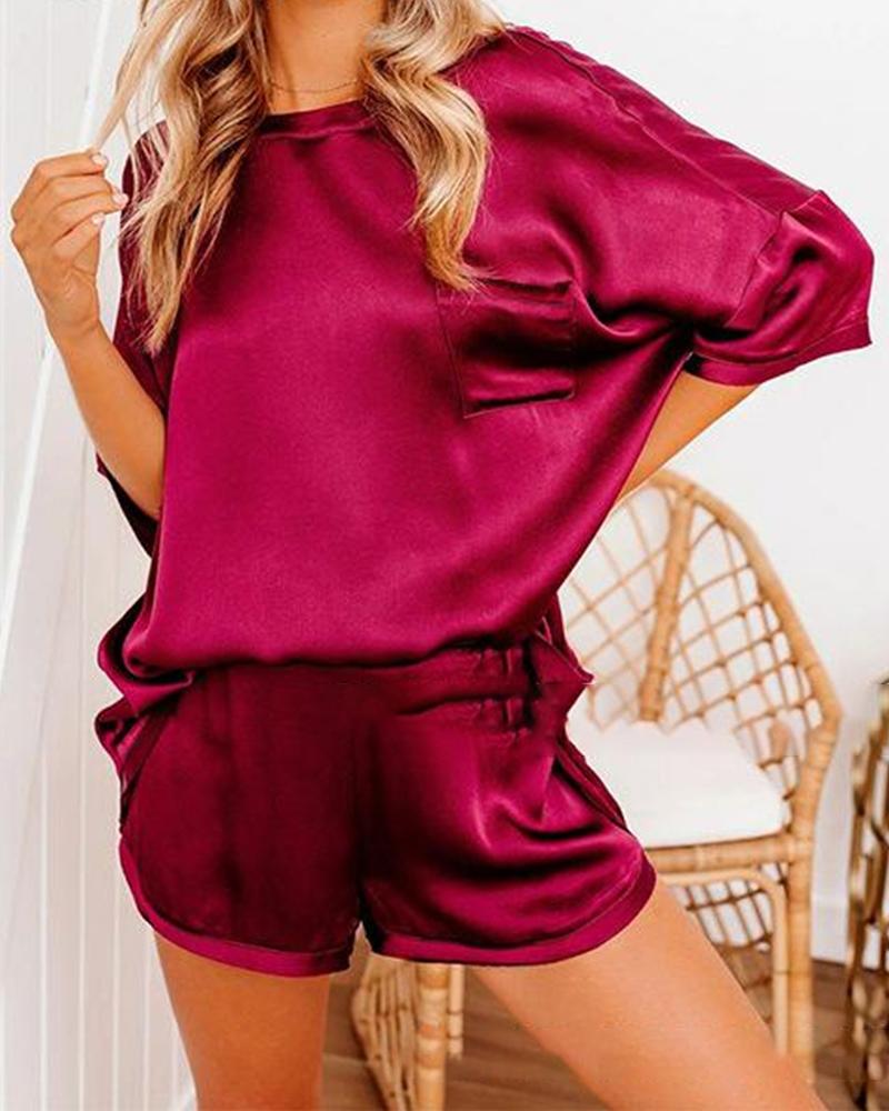 

Solid Half Sleeve T-shirt With Shorts Silk Suit Sets, Red