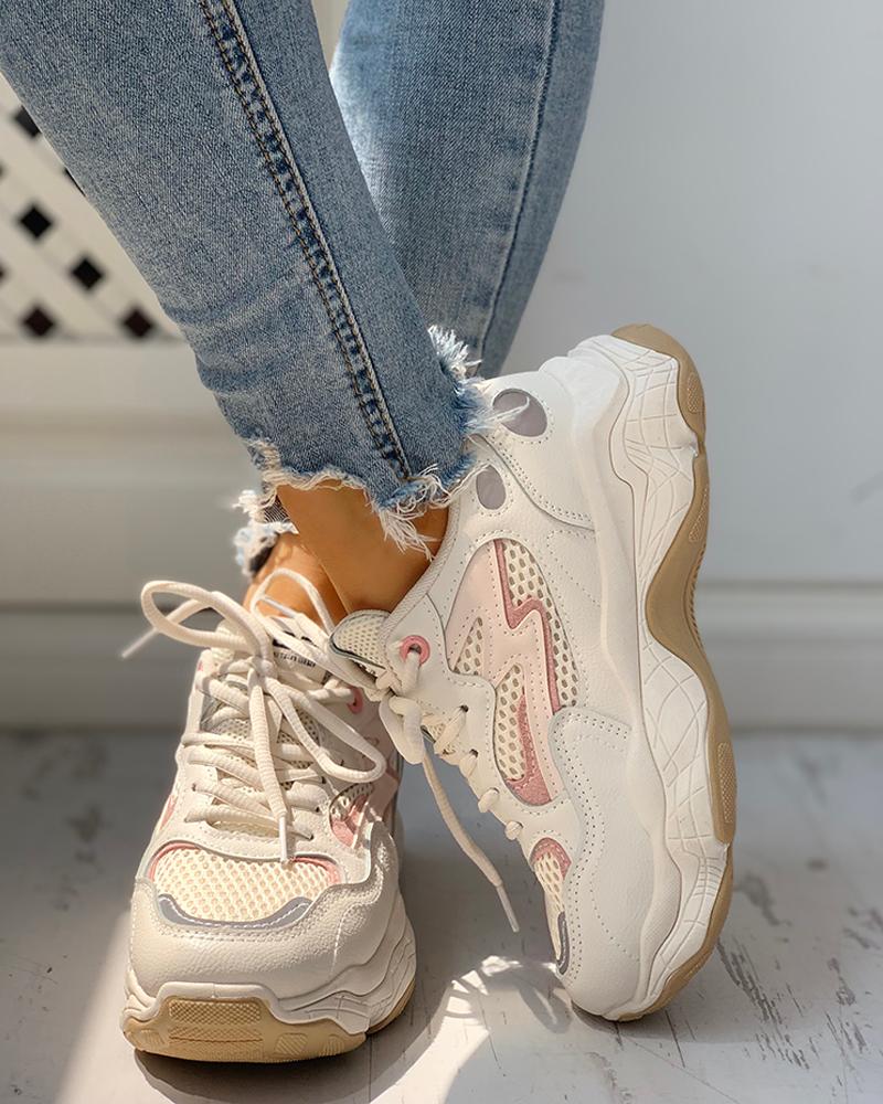 eyelet lace up sneakers