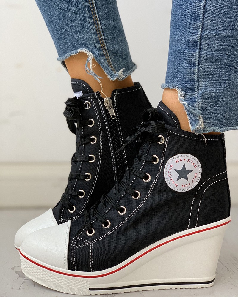 eyelet lace up sneakers