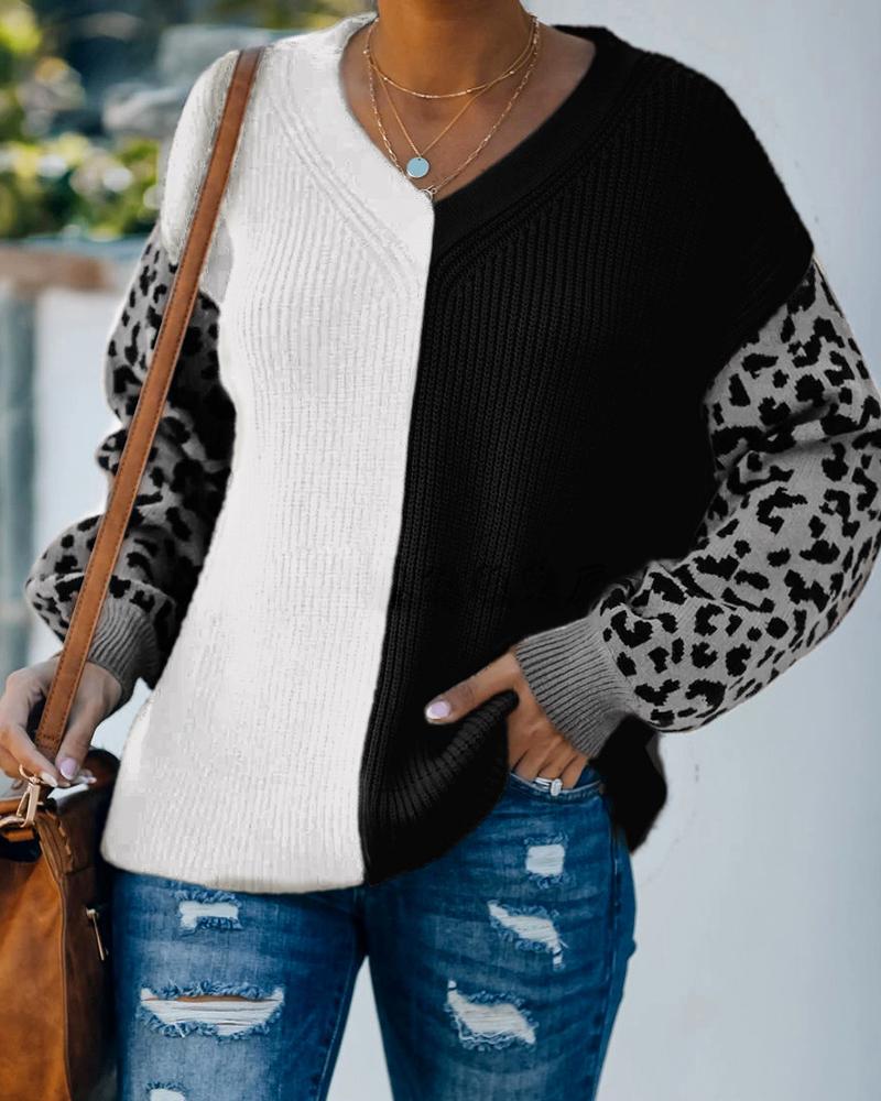 

Cheetah Print Colorblock Long Sleeve Sweater, White