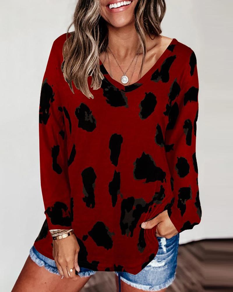 

Cheetah Print Colorblock Long Sleeve Casual Top, Wine red