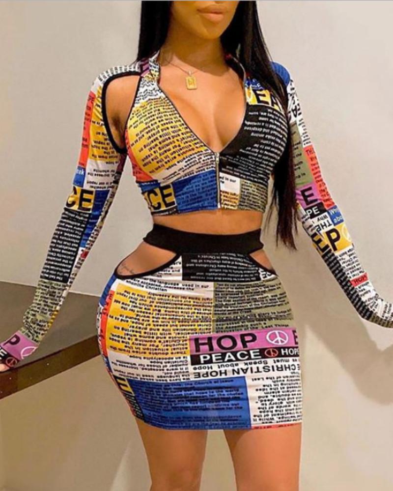 

Letter Print V-Neck Cut Out Colorblock Top & Skirt Sets, Multicolor