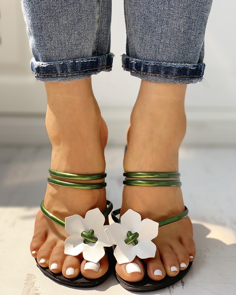 floral embellished toe ring casual sandals