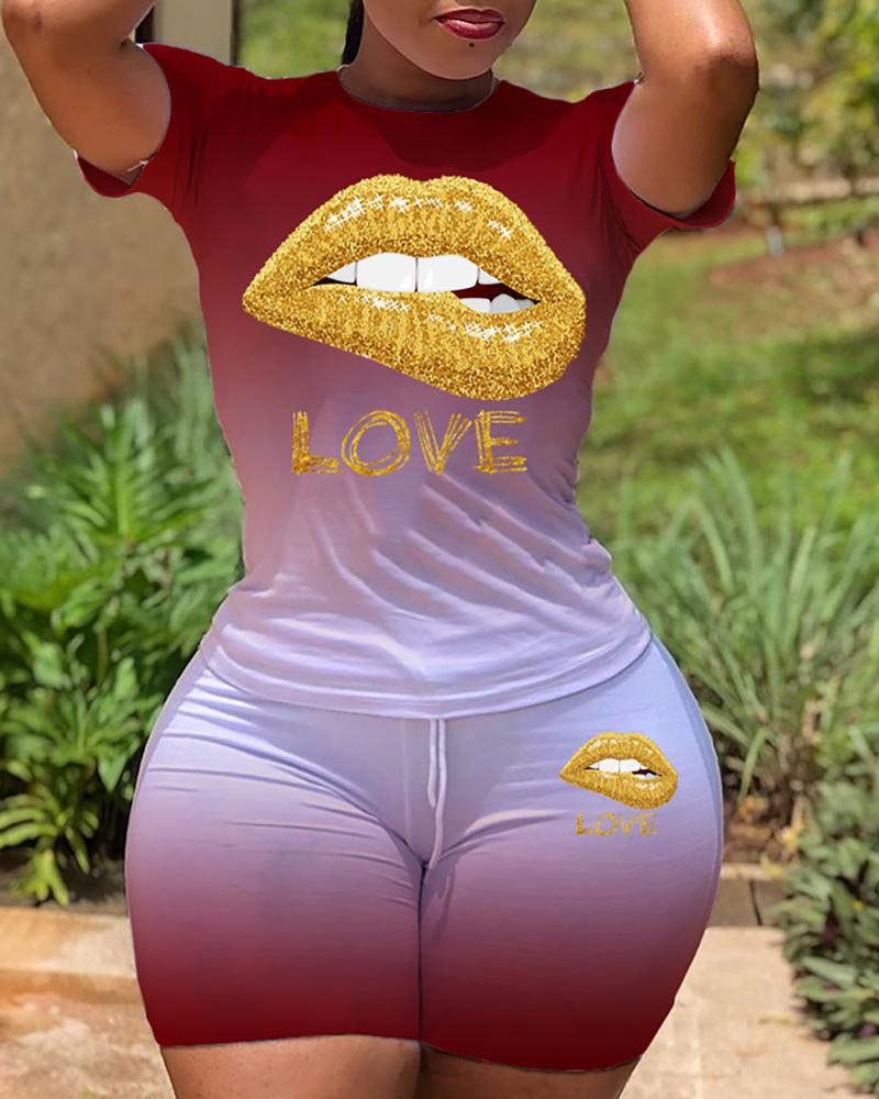 

Lip Letter Print Top & Drawtring Shorts Set, Red