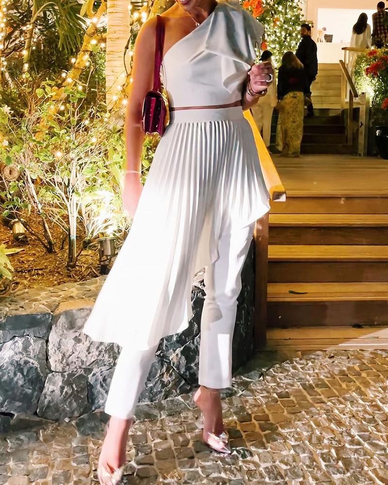 

One Shoulder Ruffles Hem Top & Pleated Pants Set, White