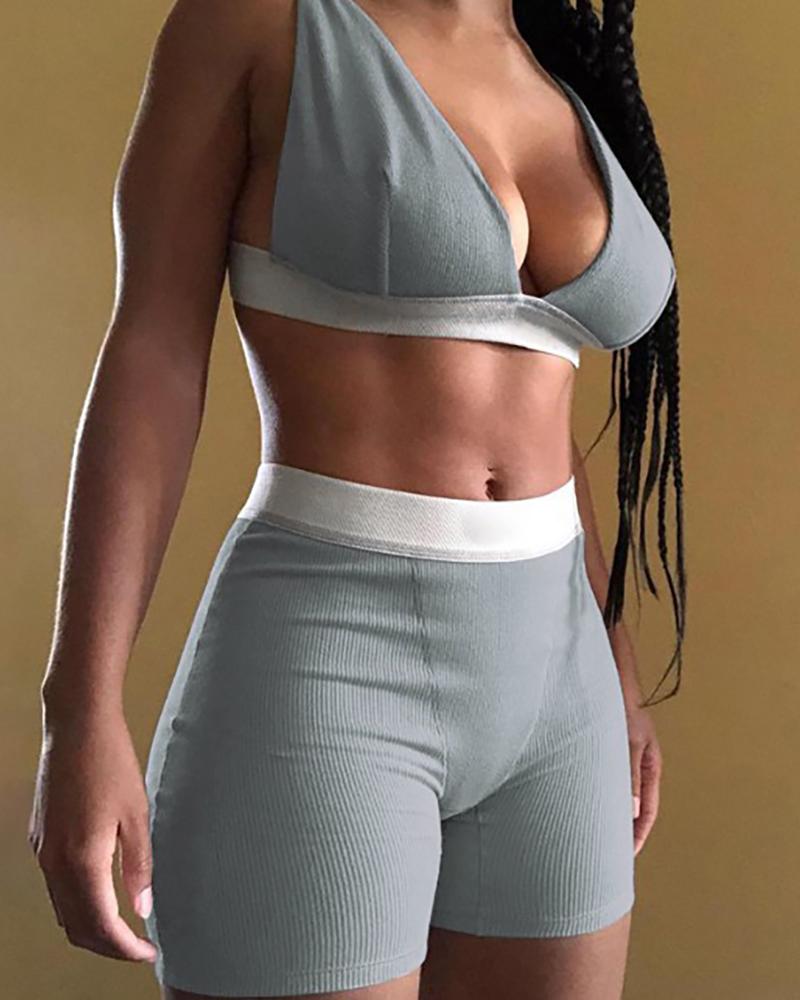 

Plain Deep V Neck Top & Shorts Set, Gray