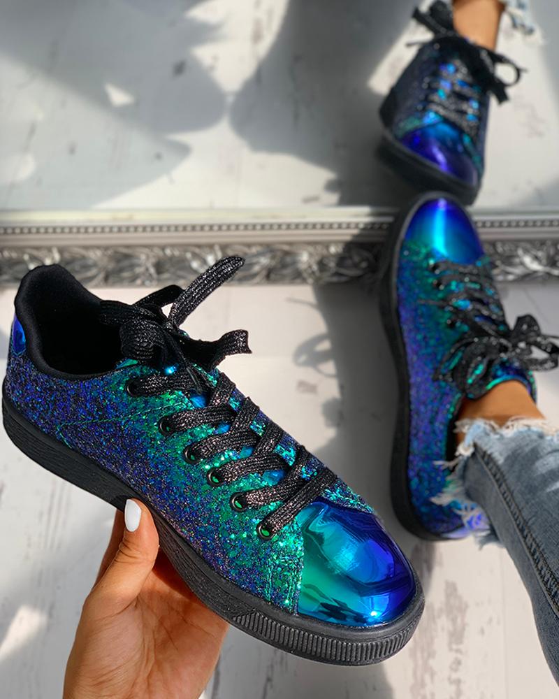 eyelet lace up sneakers