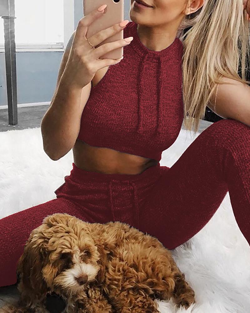 

Sleeveless Crop Top & Drawtring Pants Set, Wine red