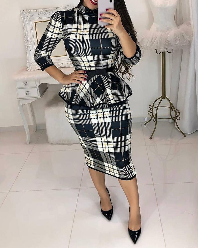 

Plaid Print Ruffles Hem Midi Dress, Black