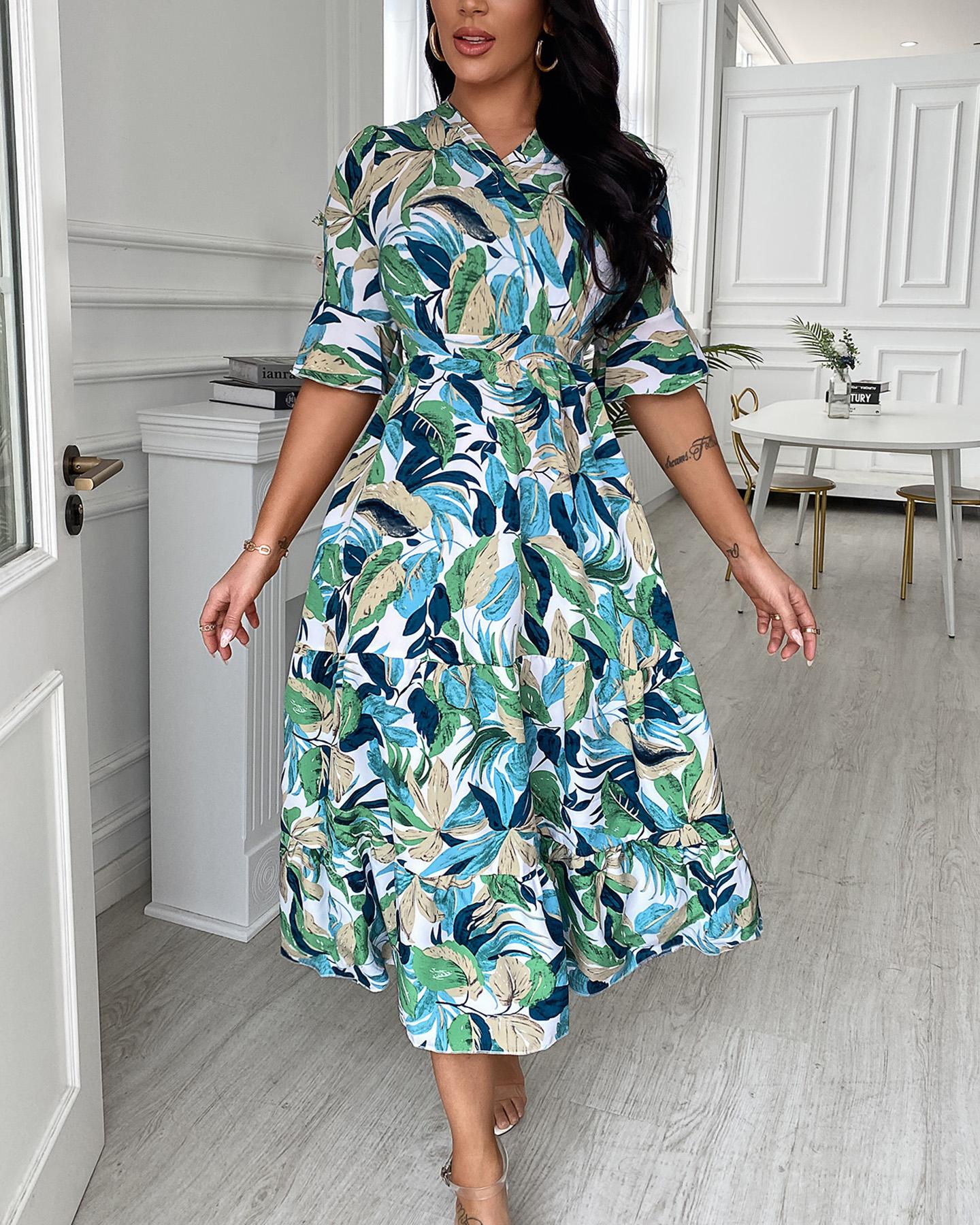 

Palm Leaf Print Short Sleeve Dress, Green