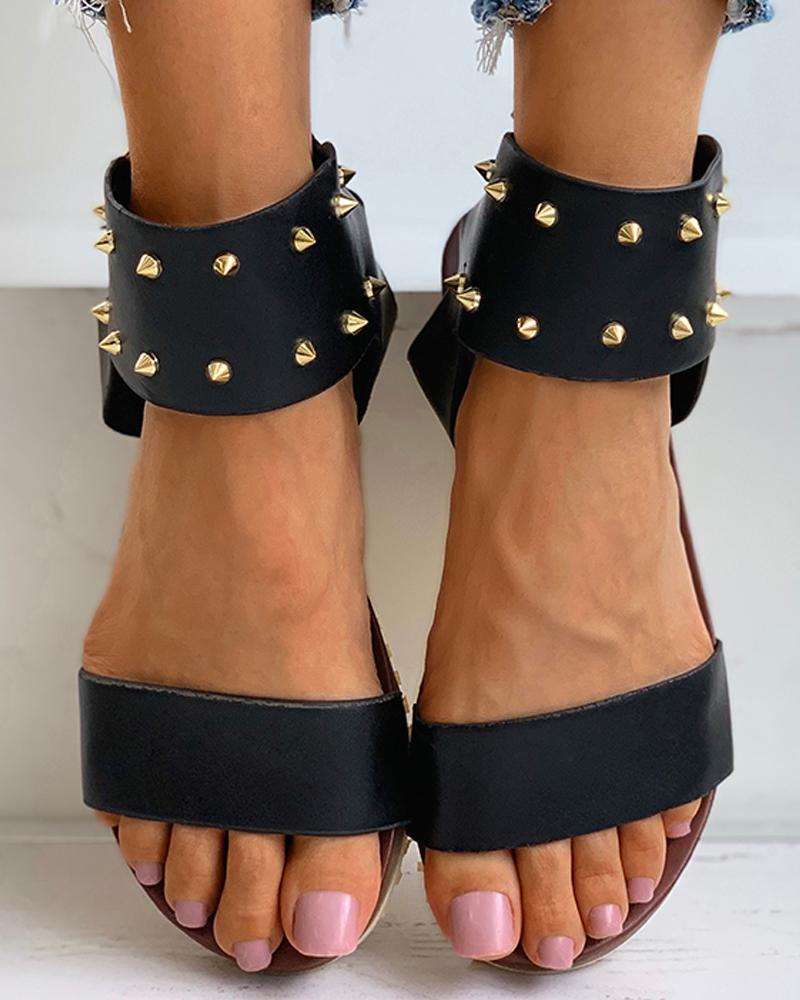 

Rivet Eyelet Buckled Casual Flat Sandals, Black