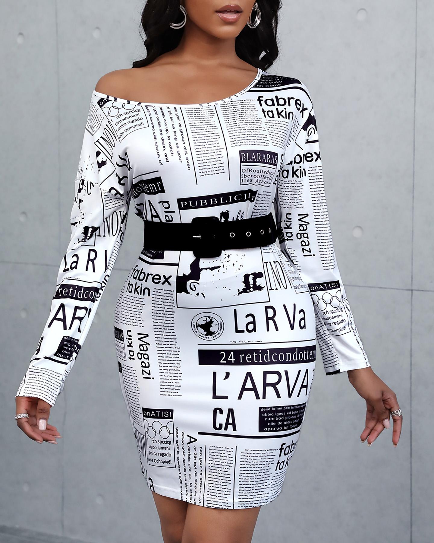

Newspaper Print Long Sleeve Bodycon Women Dress, White