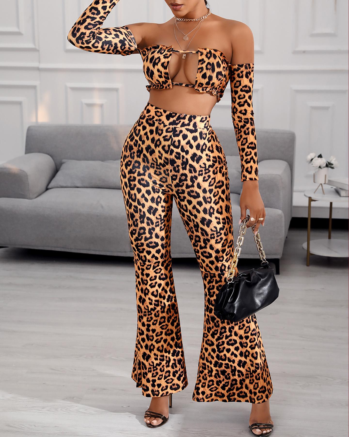 

Cheetah Print Off Shoulder Top & Bootcut Pants Set, Brown