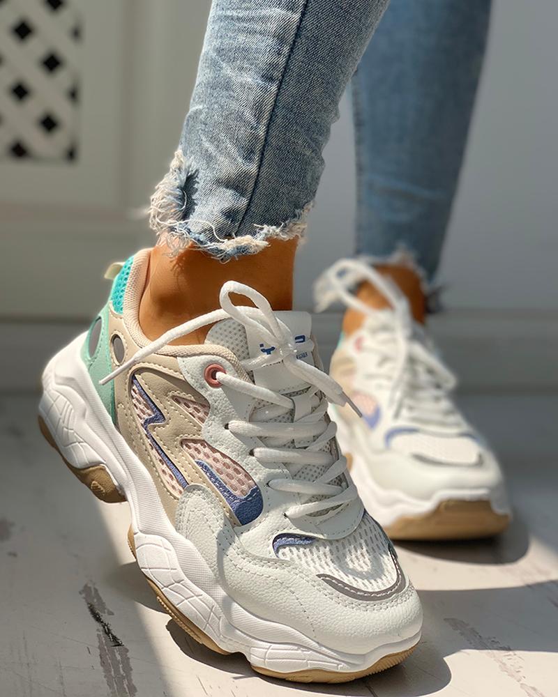 eyelet lace up sneakers