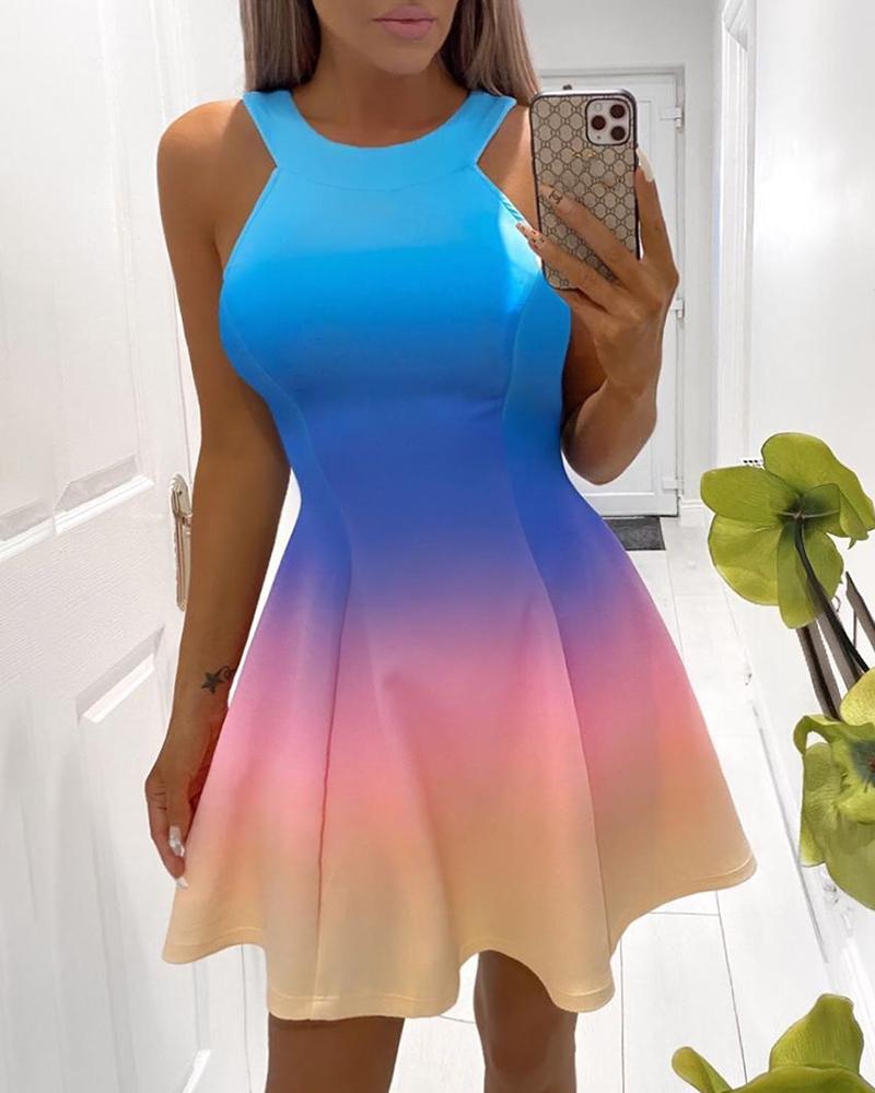 

Gradient Color Sleeveless Skater Dress, Multicolor