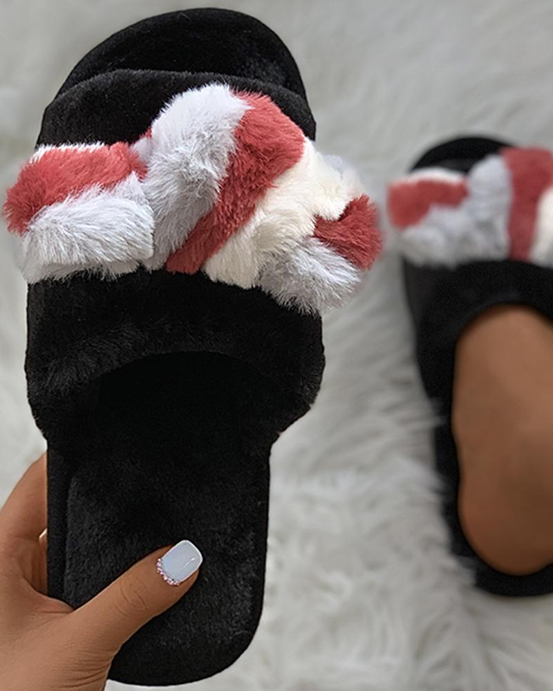 

Twisted Colorblock Fluffy Slippers, Black