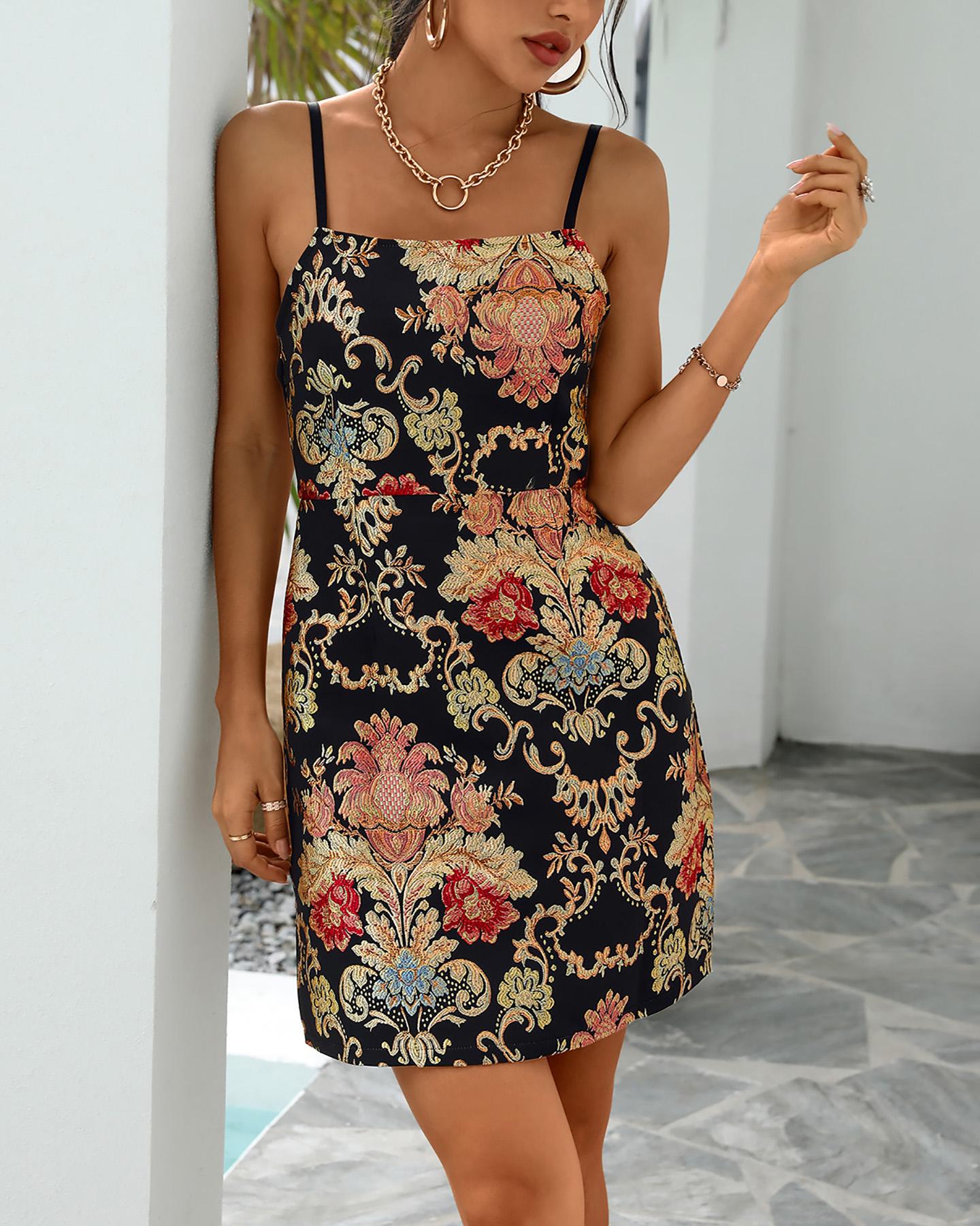 

Retro Pattern Tied Detail Backless Dress, Black