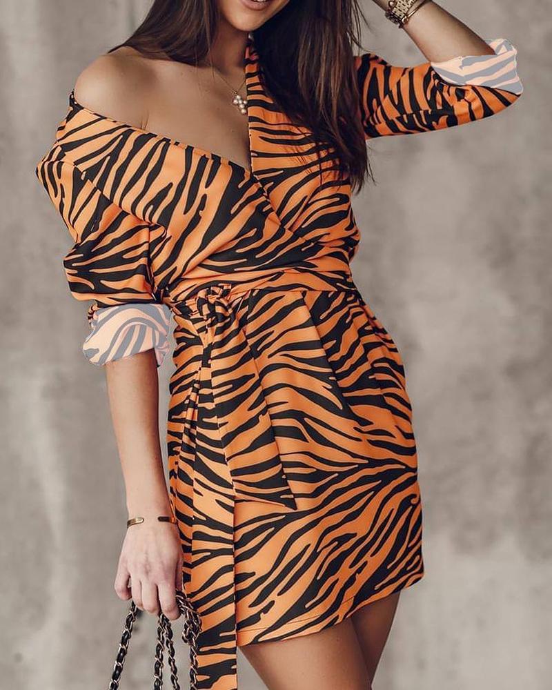 

Zebra Stripe Print V-Neck Belted Dress, Black