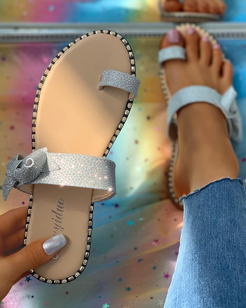 

Studded Bowknot Pattern Toe Ring Flat Sandals, Silver