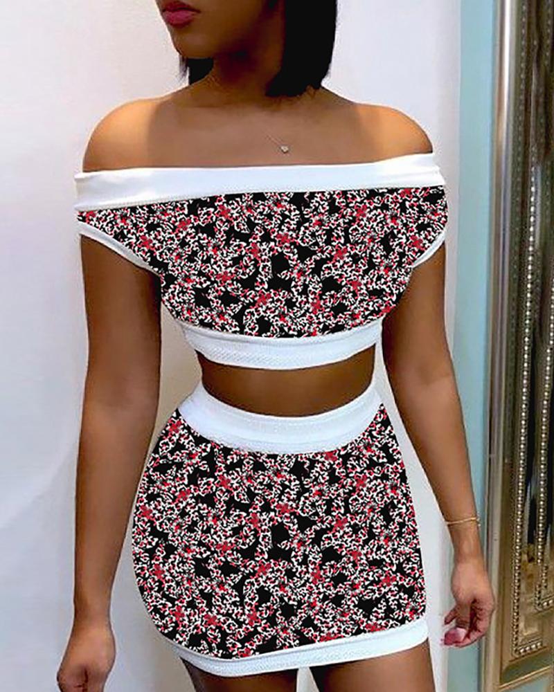 

All Over Print Off Shoulder Crop Top & Bodycon Skirt Set, Red