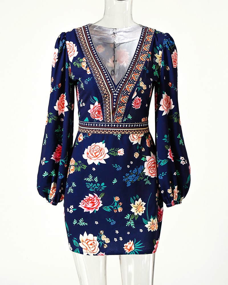 cutout back bishop sleeve floral bodycon dress