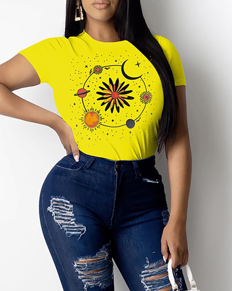 

Planet Print Short Sleeve Casual T-shirt, Yellow