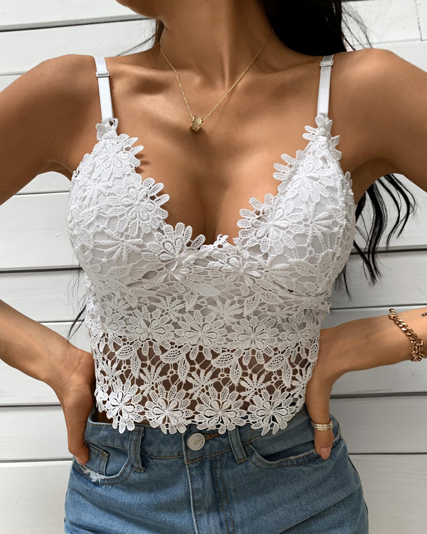 

Floral Pattern Guipure Lace Top, White