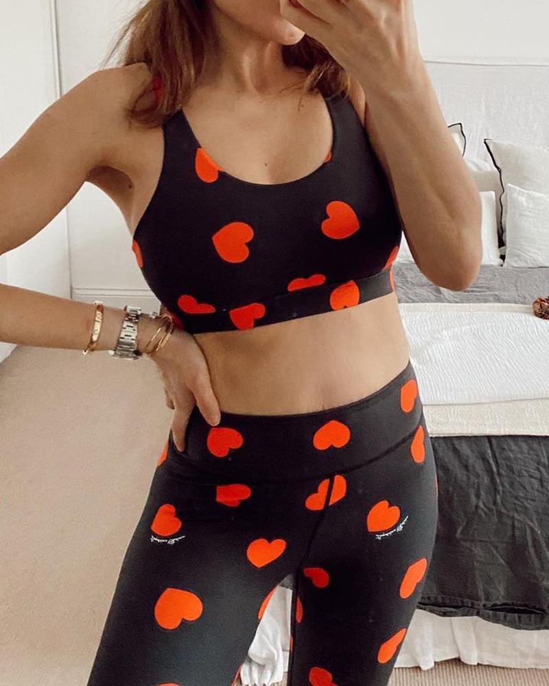 

Sporty Heart Print Crop Top & Skinny Pants Set, Black