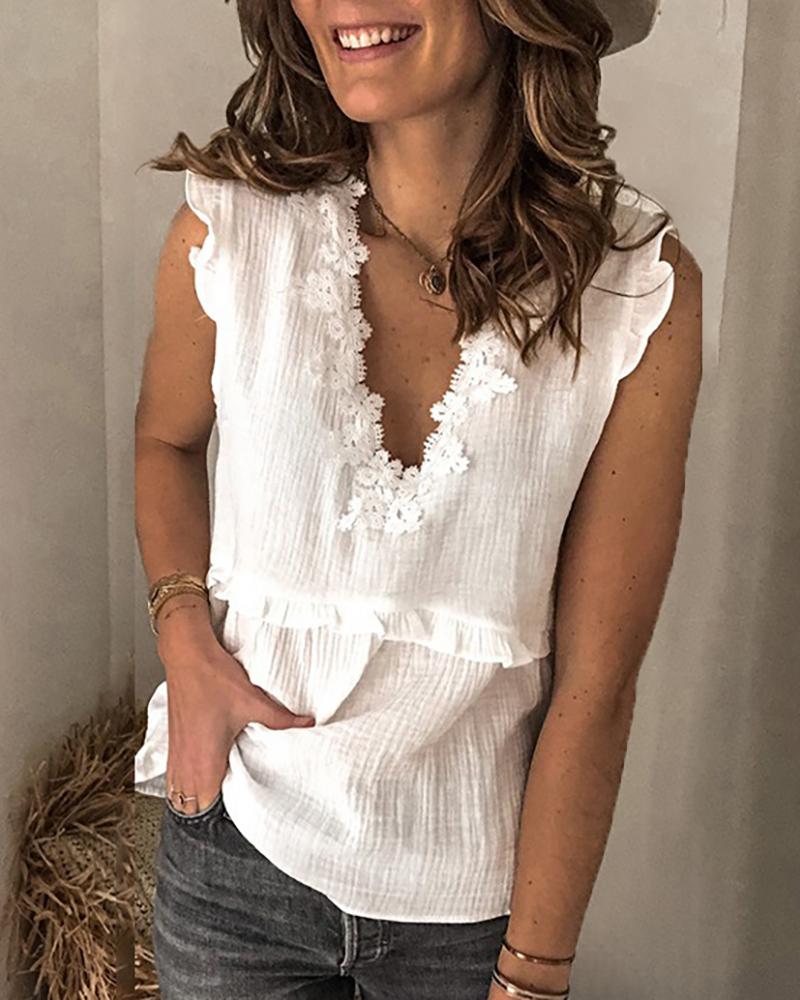 

Floral Trim V-neck Casual T-shirt, White